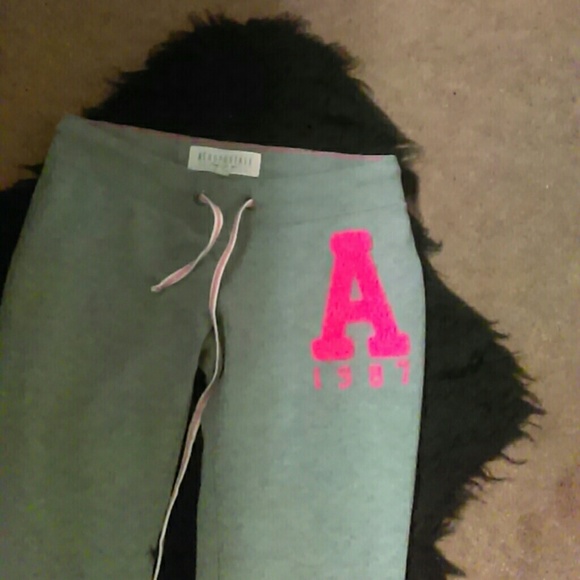 Sweatpants - Picture 2 of 2